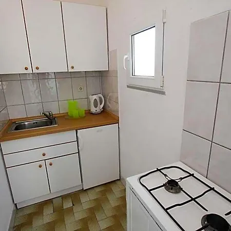 Ruzinka Дрвеник